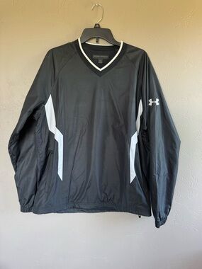 Under Armour Black and White V-Neck Windbreaker Pullover